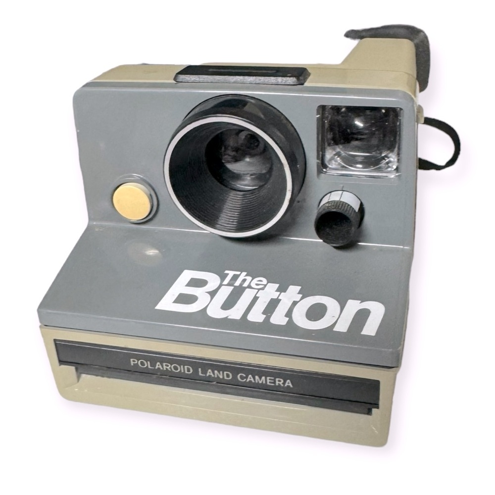 The Button Polaroid‎ Land Camera